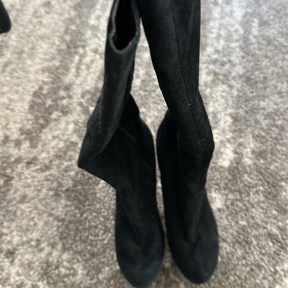 Guess high heel boots suede 9.5 - Picture 4 of 5